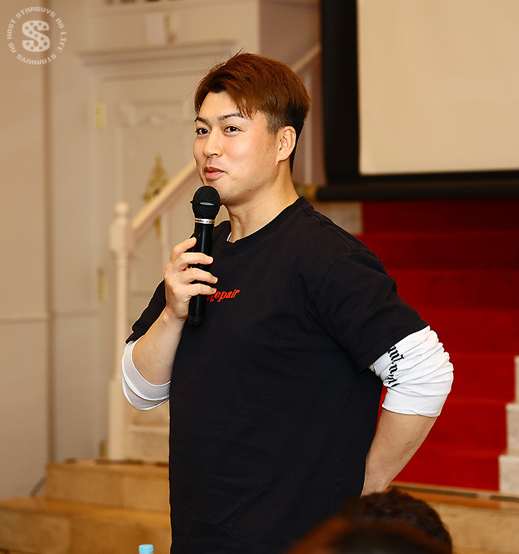 STARDAM GROUP シャンパンコール大会