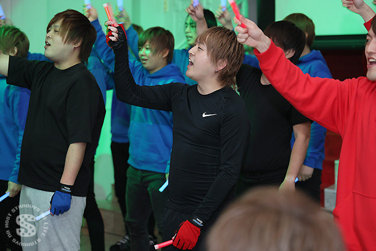 STARDAM GROUP シャンパンコール大会