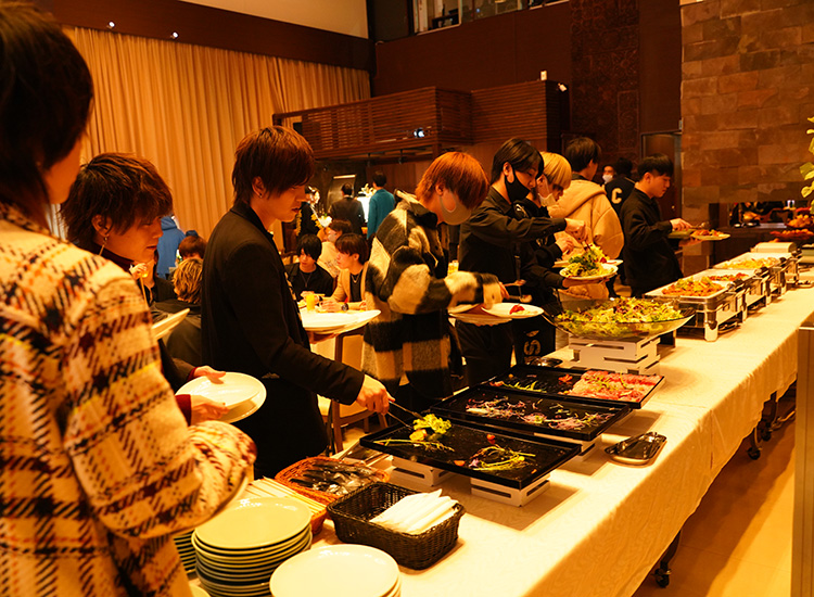 ☆SIX GROUP 第4回 新年会＆表彰式☆