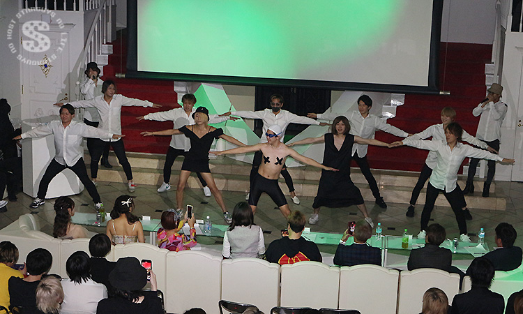 STARDAM GROUP シャンパンコール大会