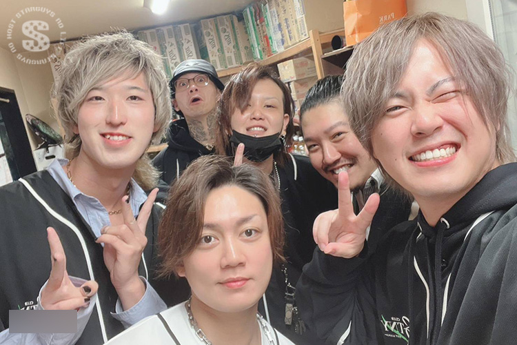 STNY×swallow. 合同営業【看板争奪戦】