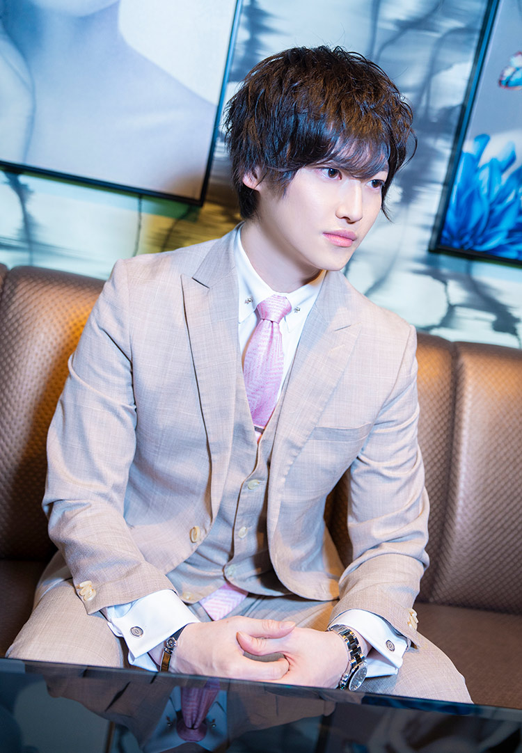 【RAISE】21ヶ月連続No.1で活躍し続ける中、彼の今後の目標を探る