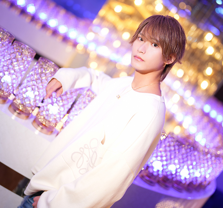 【ellie】未経験から夢を掴む!! 颯天支配人の成功ストーリー