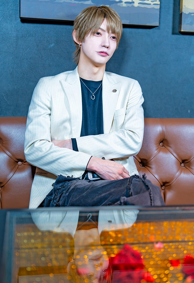 【ANARCHY】楓弥 主任 イケメン×プロゲーマーの異色ホスト、その素顔と戦略