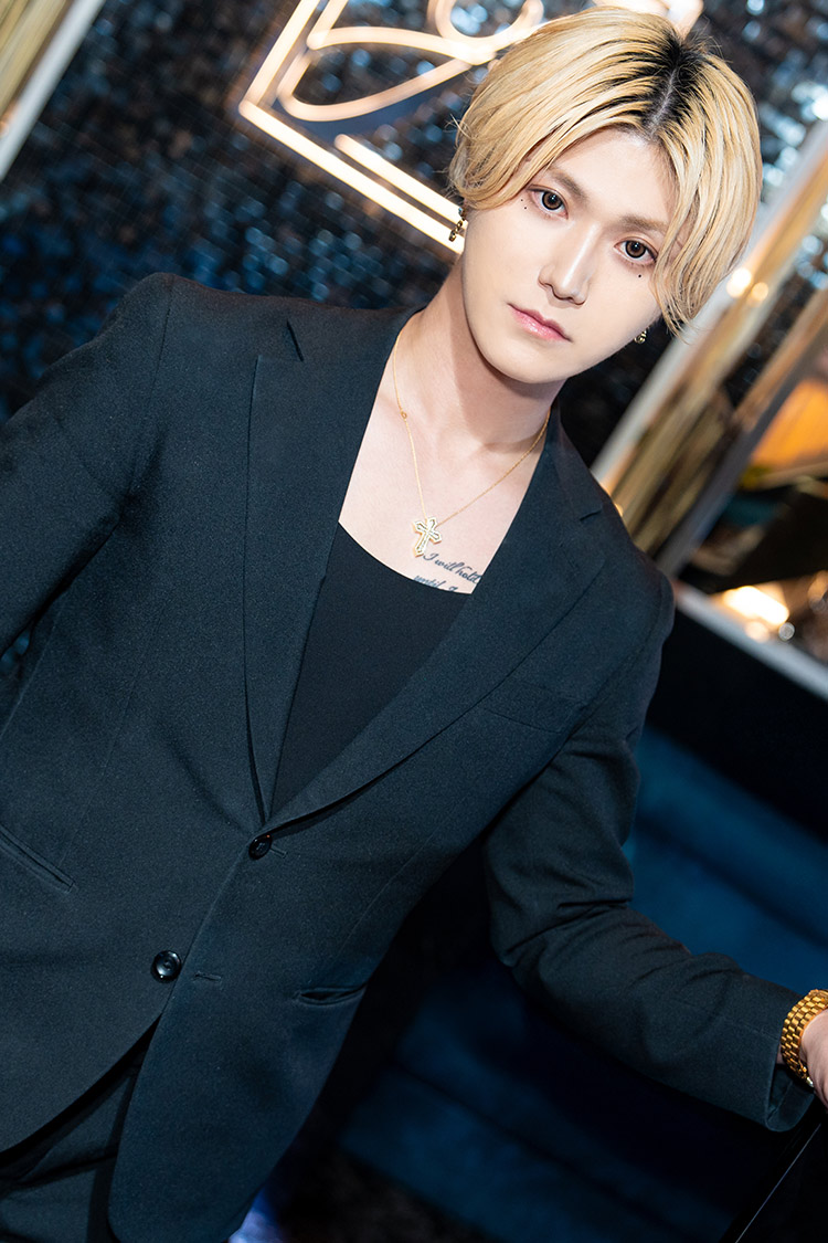 【J】桜咲 愛蘭 愛するものを守るために、ホストになった