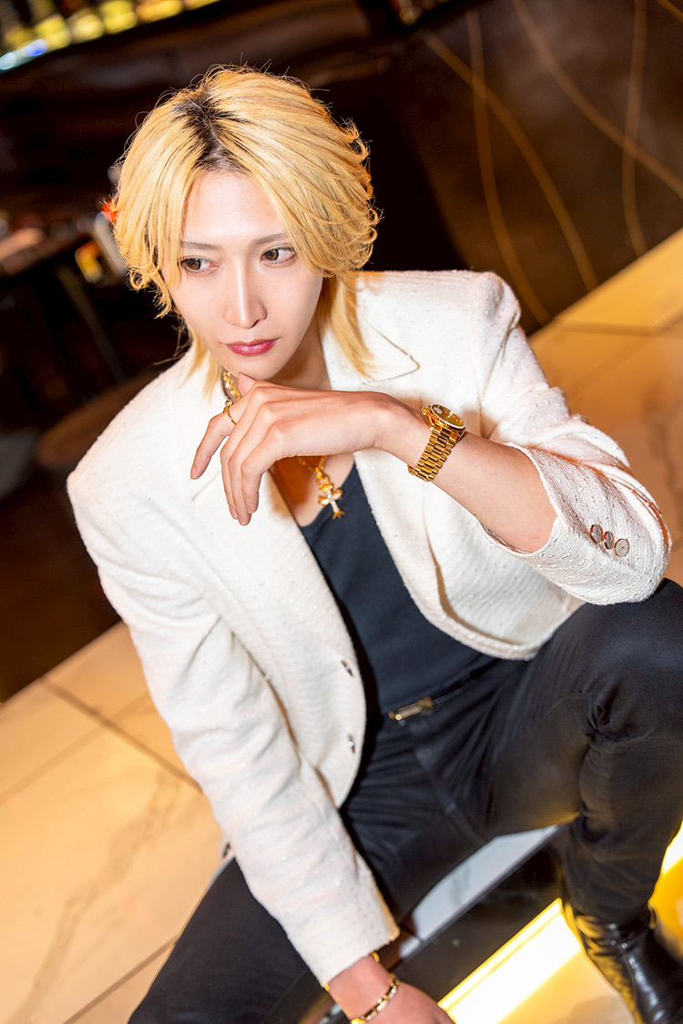 【RED】一条 仁 福岡から歌舞伎町へ。覚悟で掴んだ、ホスト人生の軌跡。