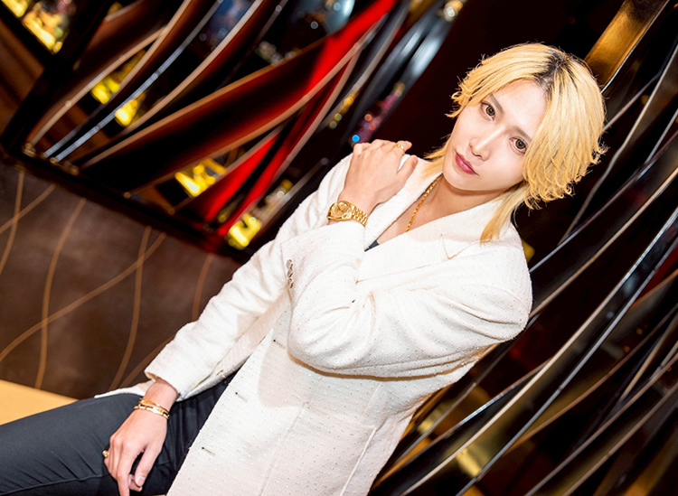 【RED】一条 仁 福岡から歌舞伎町へ。覚悟で掴んだ、ホスト人生の軌跡。