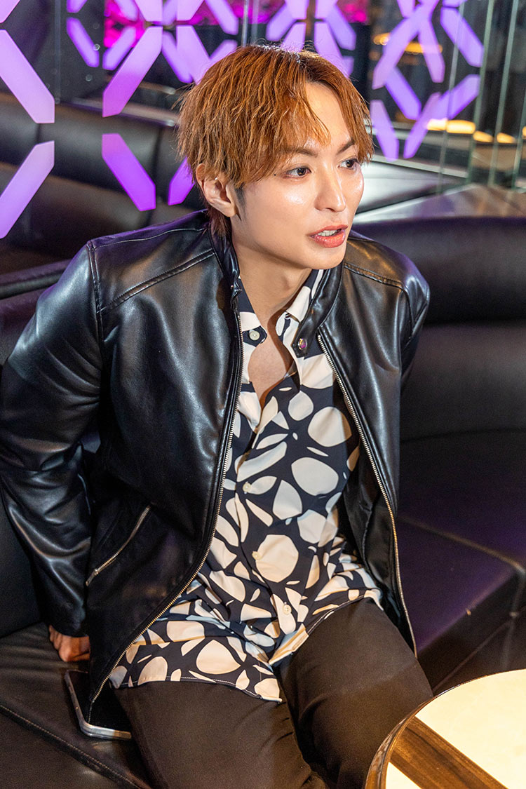 【FOUND OUT】 黒崎 珀斗 時間の概念を超えて働いてきた男、その原動力とは