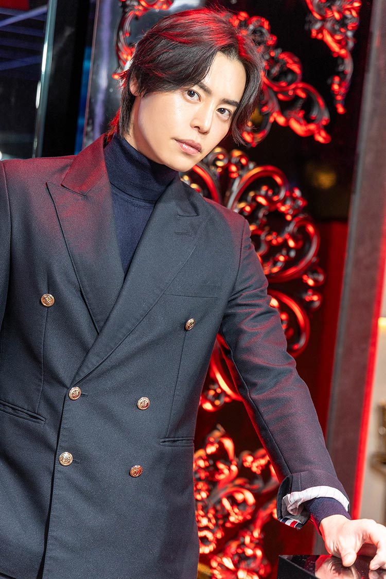 【ATOM-Travis-】  りゅうせい 10万円を握りしめて東京へ。そこで出会ったホストの世界