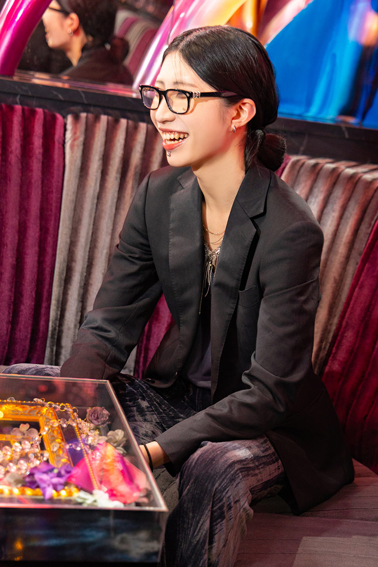 【Dear's Lucia】 冥条 翠 寺育ちの現役大学生ホスト。人生は「育成ゲーム」と唱える男の選択