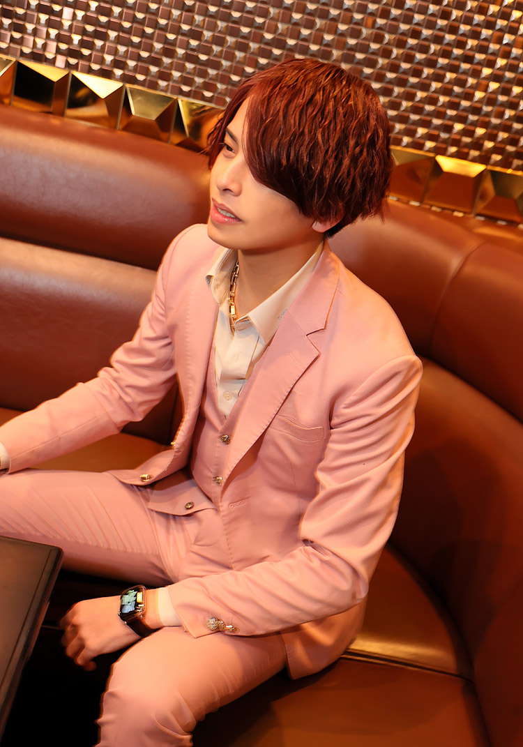 【大阪男塾 一ノ瀬支店】エレン 30歳目前にして花を咲かせた、元料理人の選択