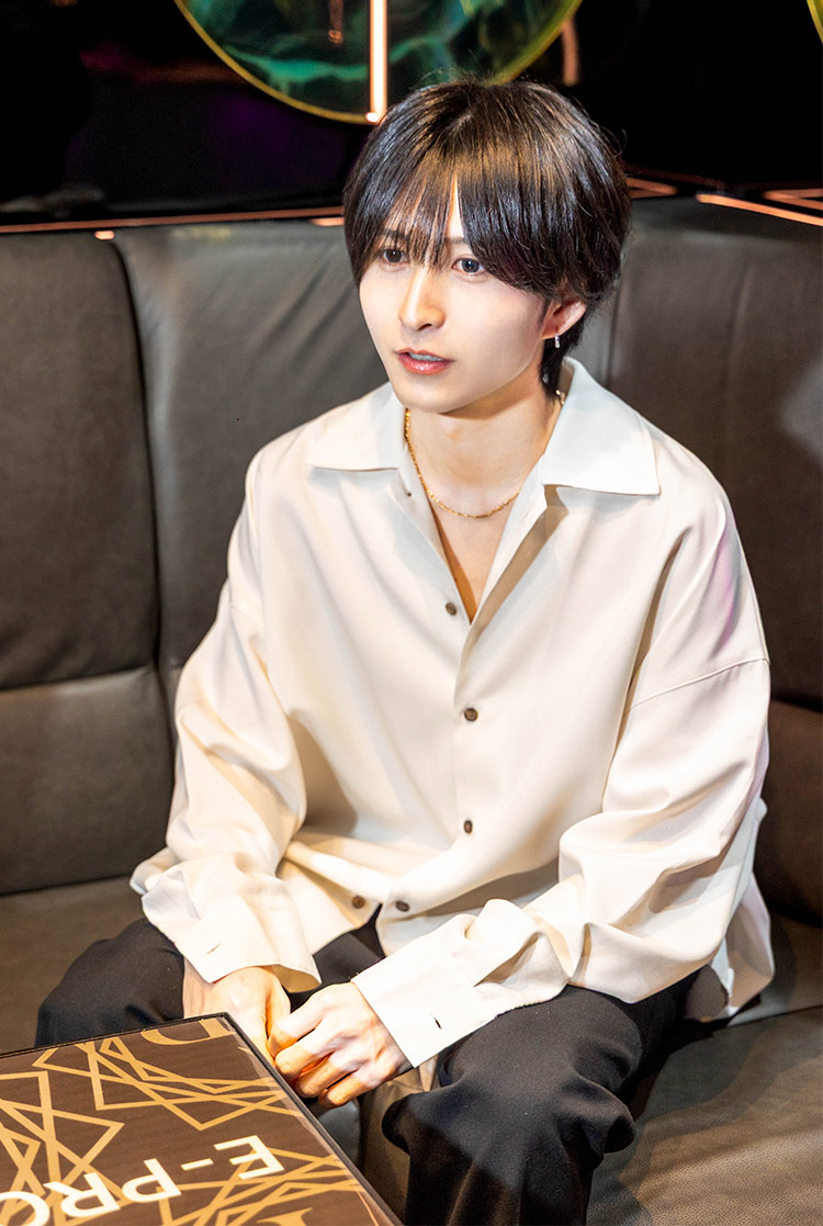 【ETERNAL】優里 「時給じゃ限界だった」大学生ホスト優里の挑戦