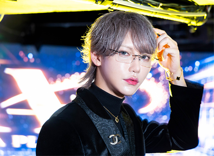 【A+1】西園寺ゆら 法律、アイドル、経営――異色の経歴を持つ西園寺ゆらの現在地
