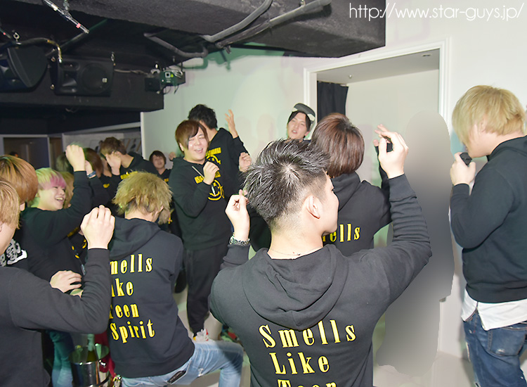 夜行性 ペンギン BIRTHDAY PARTY