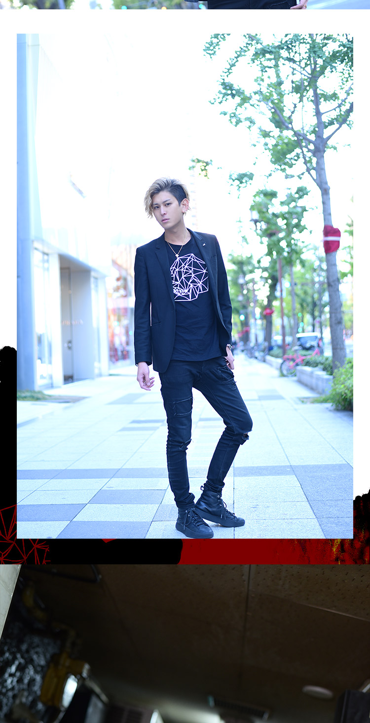 東条 悠貴とJoyのコラボグラビア☆