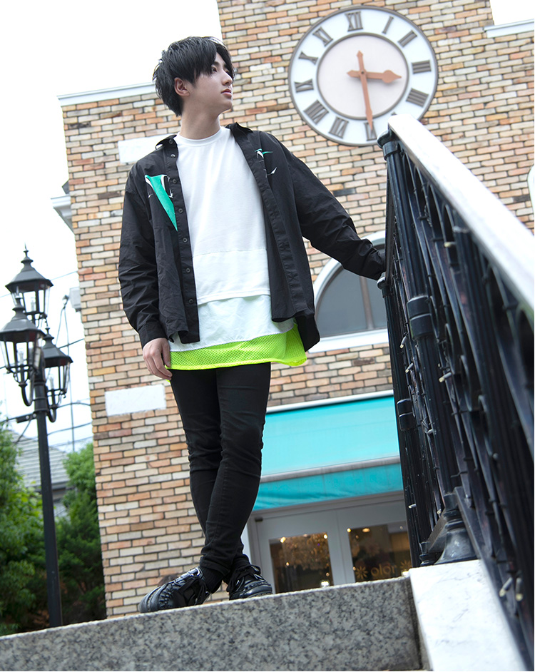 納得の2人がグラビアに登場!!