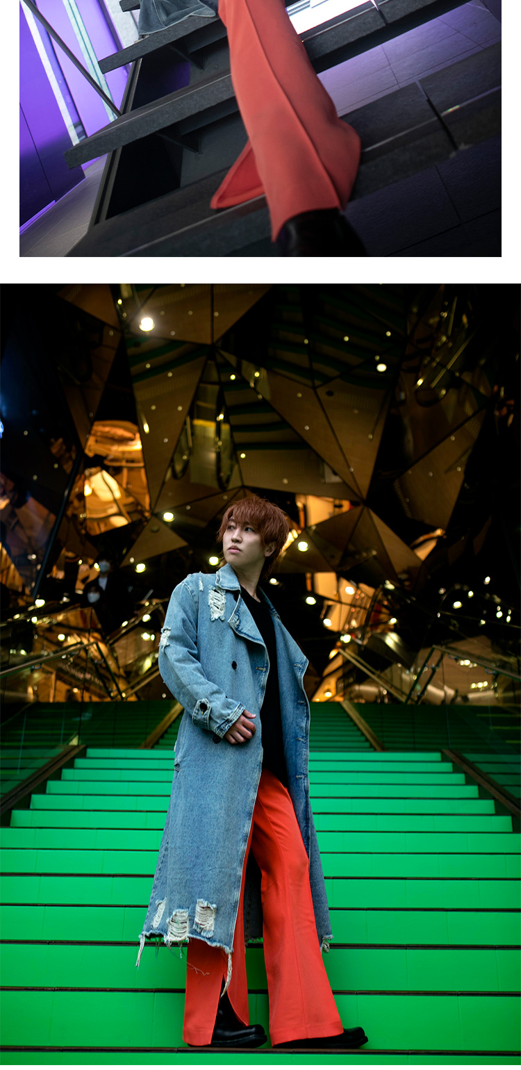 新規店『BOND』の注目ホストがグラビアに登場!