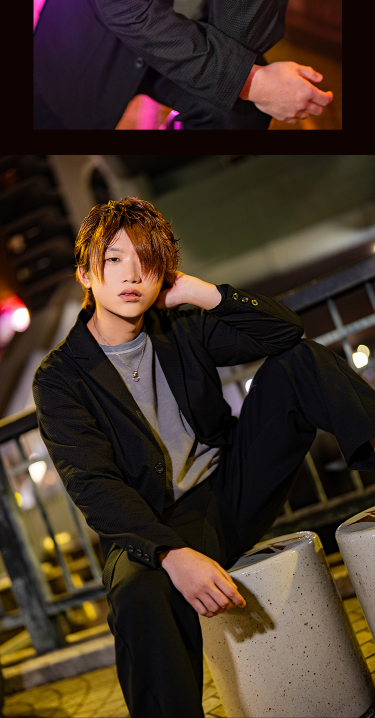 『ALTEMIS』より選りすぐりの3人組がグラビアに登場!!