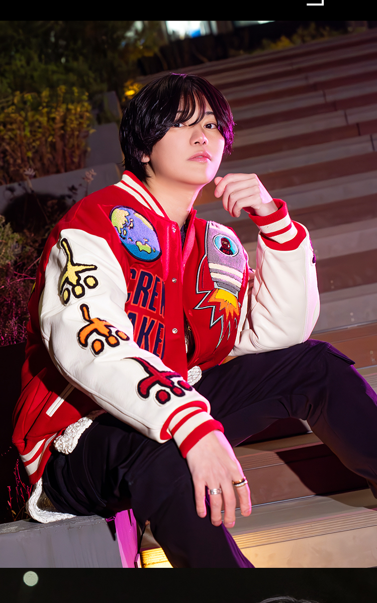 『WORLD』のイケメン2人組がグラビアに登場!!