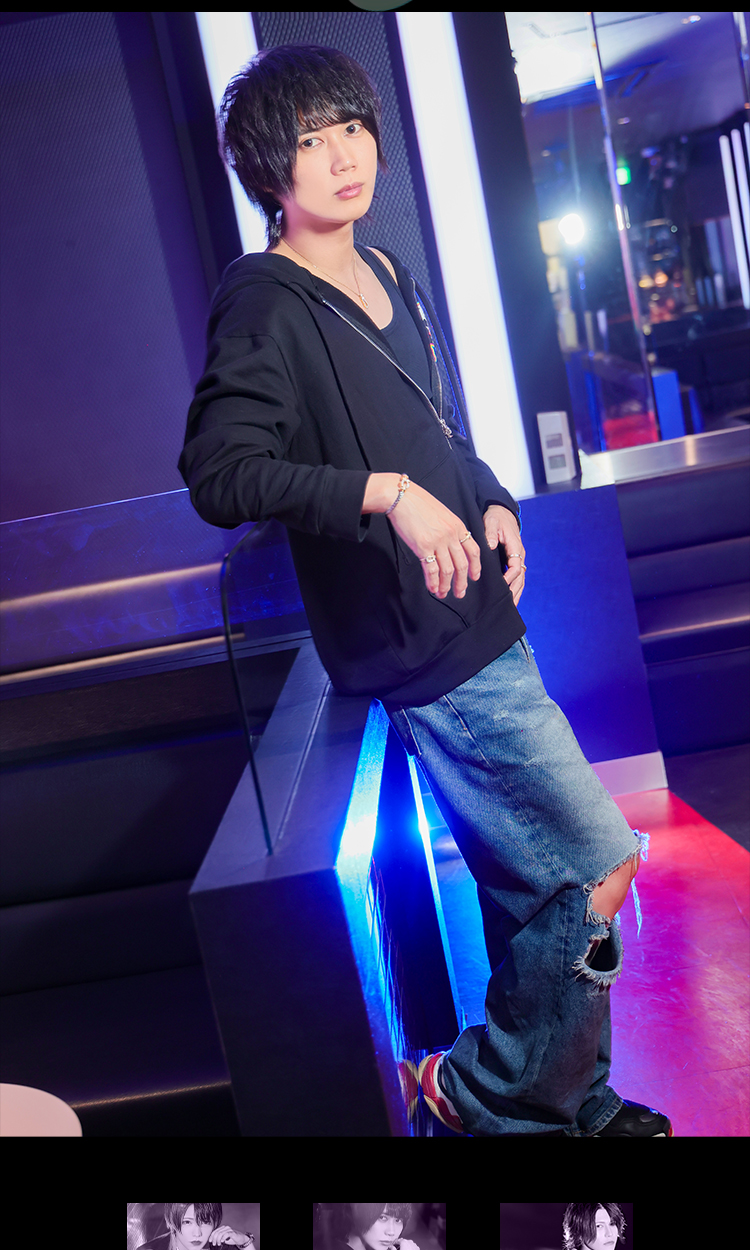 愛媛で話題沸騰!『Real』が誇る美麗トリオのグラビア!