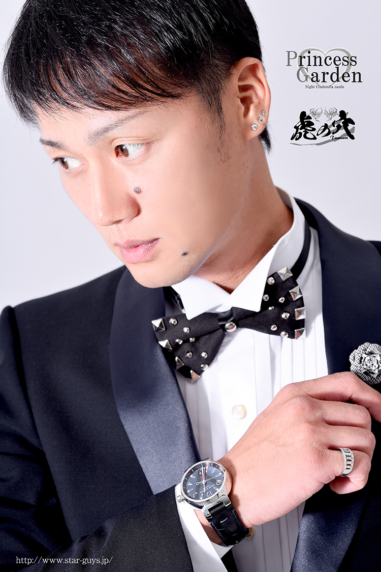 大阪ホストクラブ TORANOANA 神楽 優