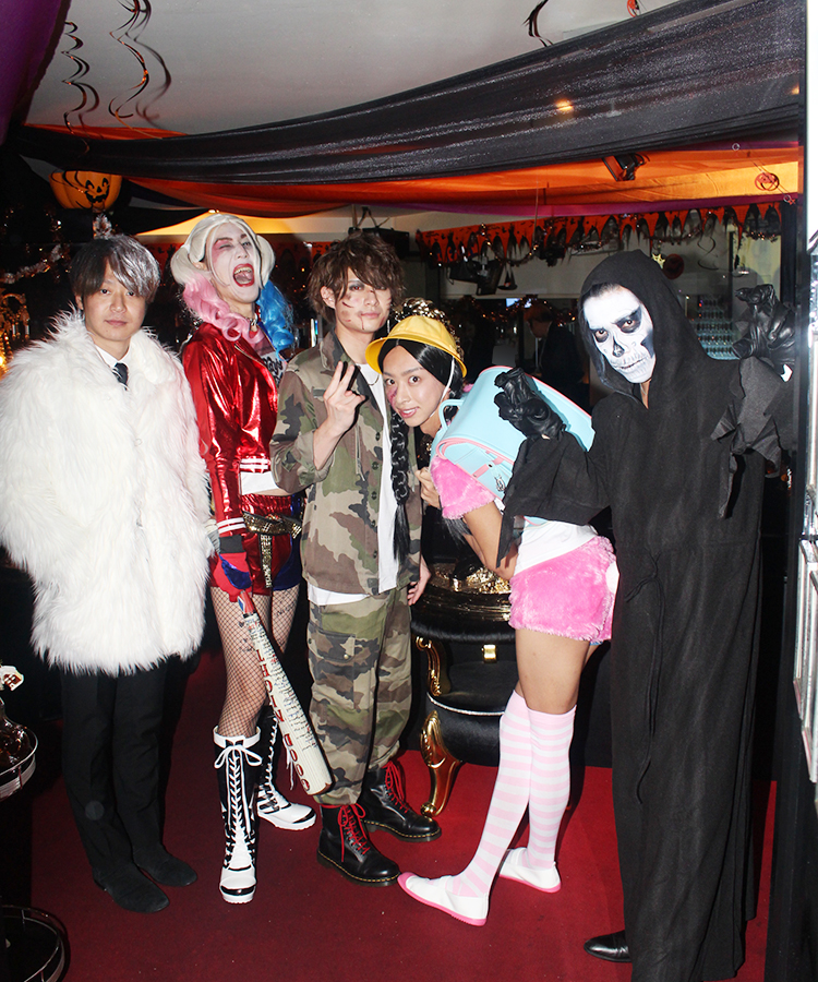 キャラが濃いコスプレが相まみえる!!