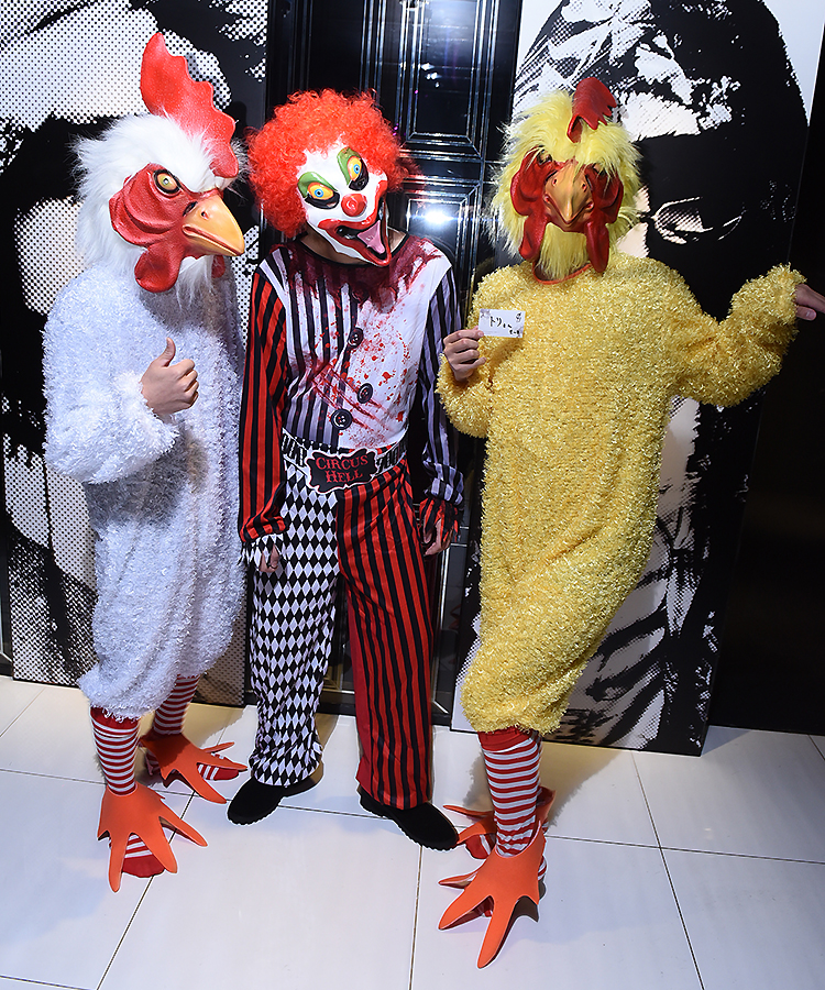 リアルな鳥とピエロ!?