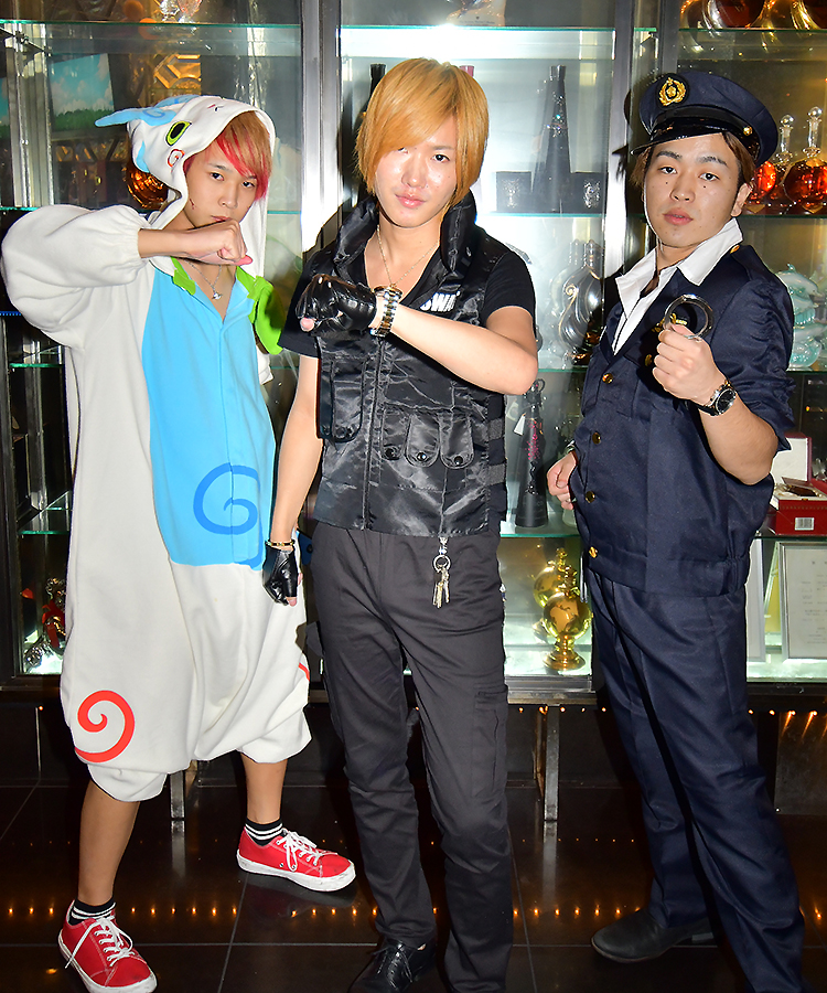 コマさん＆SWAT＆お巡りさんのスリーショット☆