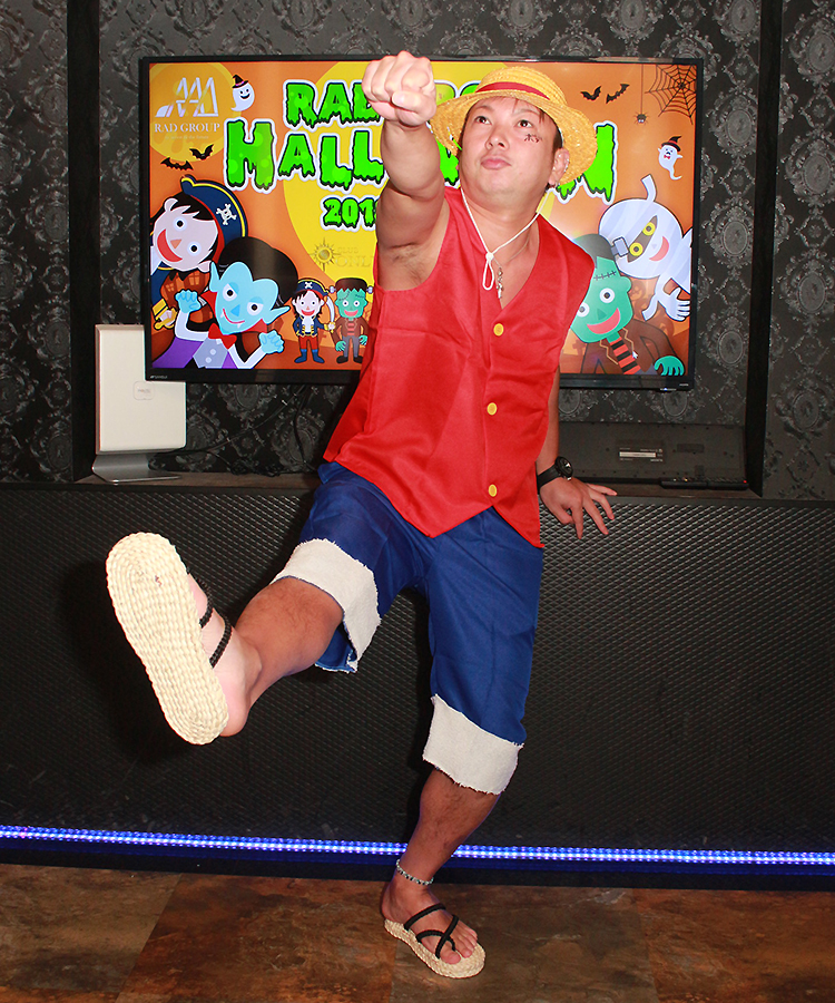 パンチとキックの両攻撃を受けてみよ!!