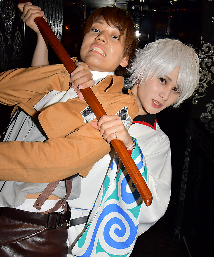 銀魂と進撃の巨人で仲良くツーショット☆