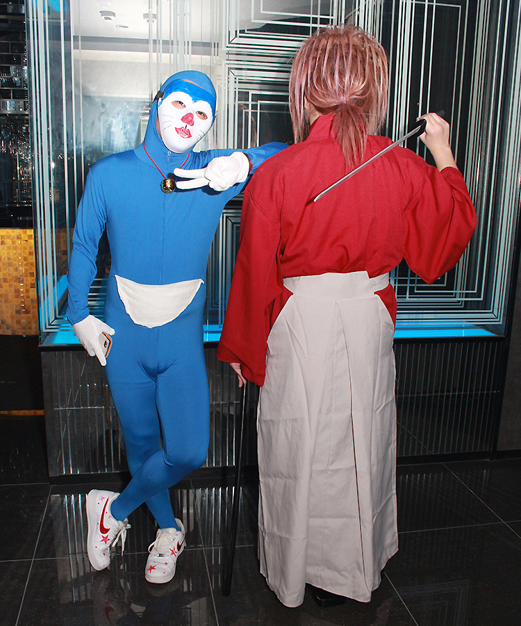 剣心に馴れ馴れしいドラえもん