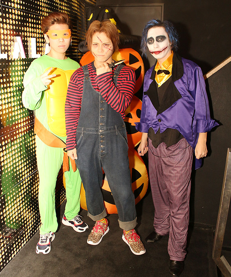 お菓子をあげなきゃいたずらされそう!