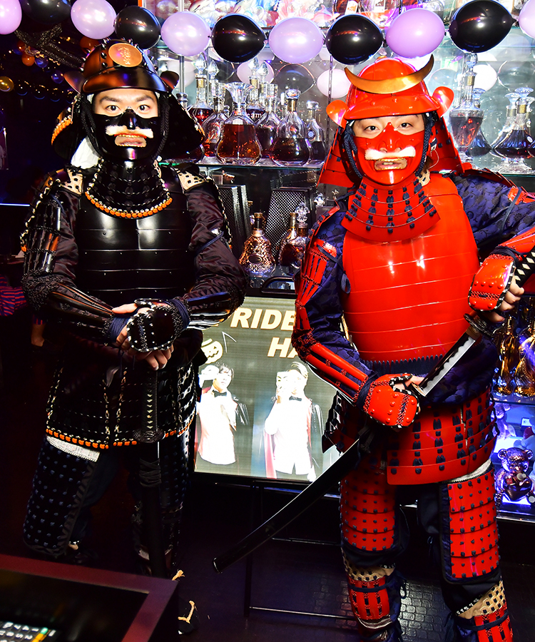 もしかして、ガチの鎧ですか！？レベル高すぎます！！