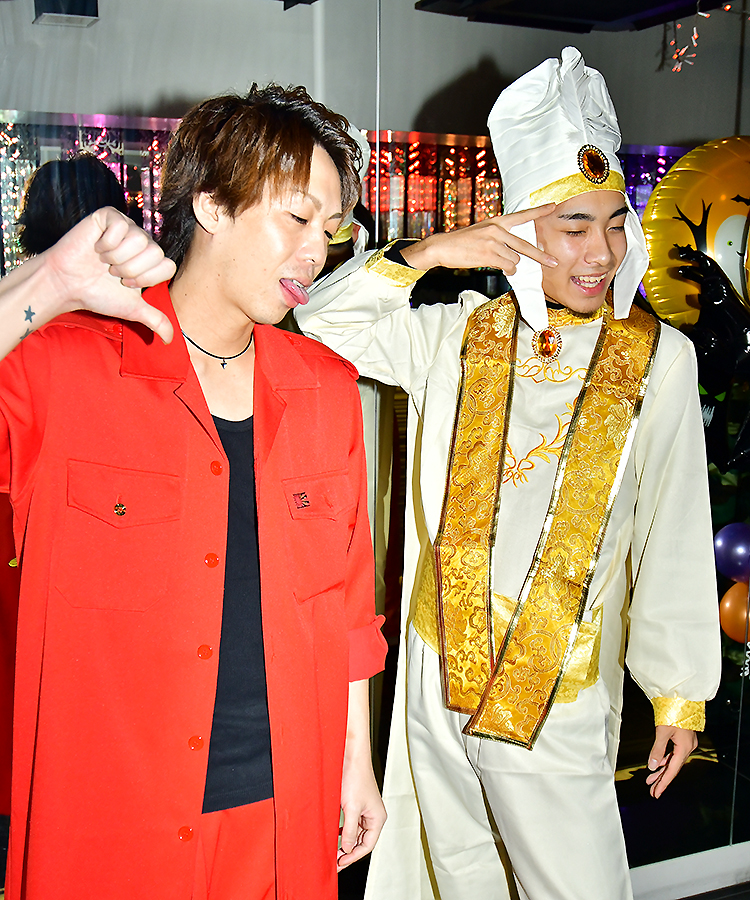 暴走族＆アラブの王子の異色ツーショット！！