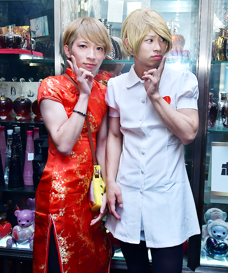 チャイナ服とナース服で貴女の心を癒します!!