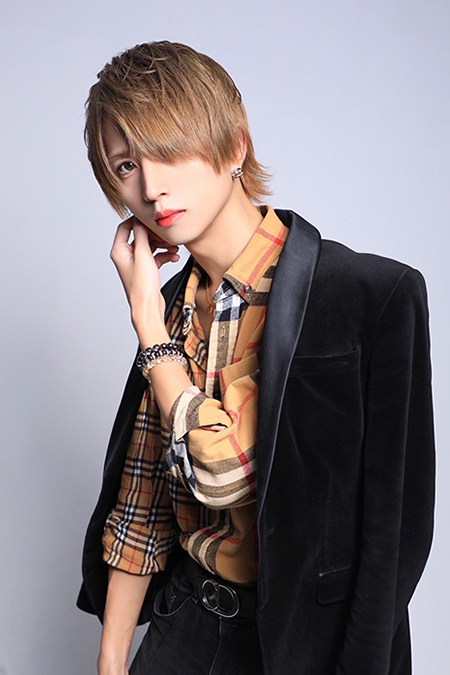 イ ATTRA 歌舞伎町