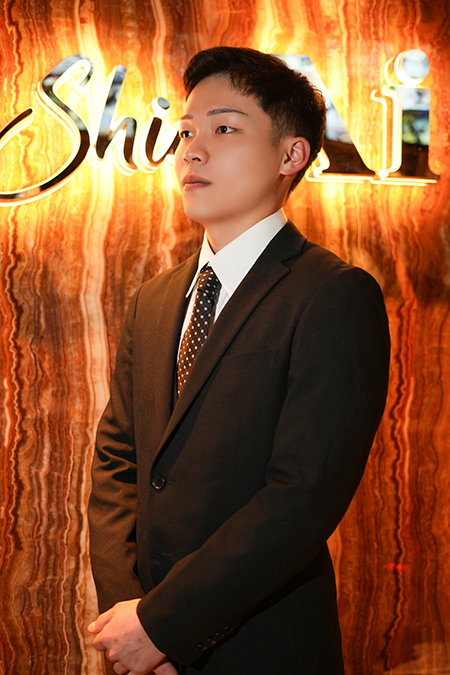 りう ShinAi 大阪 ミナミ