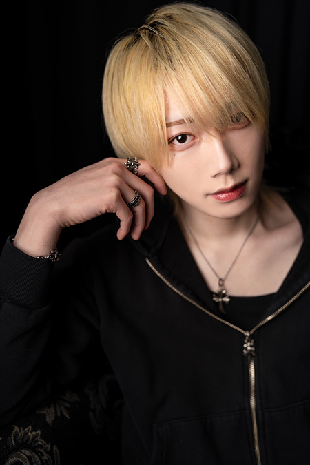 黒金 蕾夜 WORLD 大阪本店 大阪 ミナミ