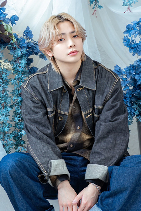 アキ SOLO 歌舞伎町