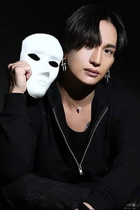 トリンドル ウララ SWAMP 大阪 ミナミ