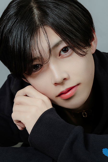 要 XXX -crest- 大阪 ミナミ