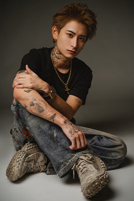 夏樹 ハルト FUYUTSUKI -WHITE- 大阪 ミナミ