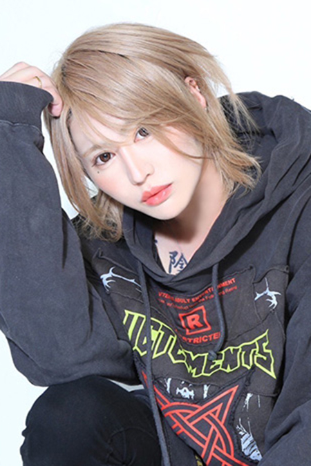 山田 太郎 Decent 歌舞伎町