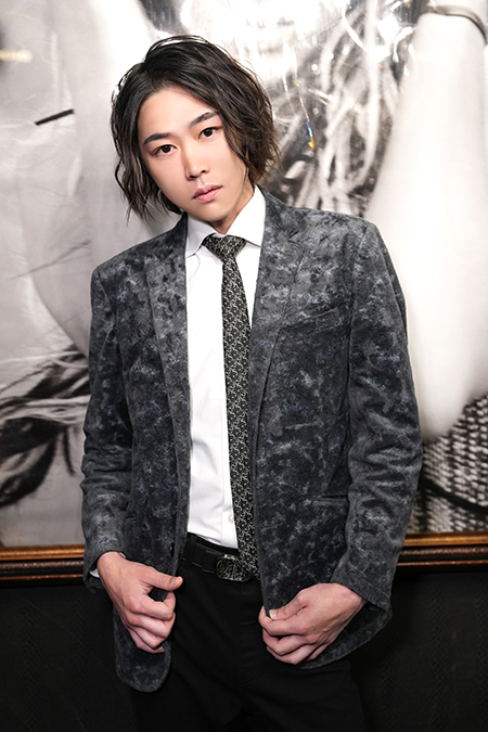 鳳城 シュウ CROWN GROUP 広島／流川・福山