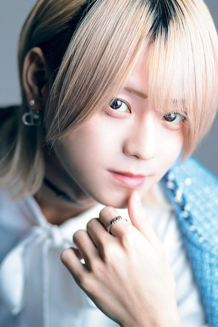 望月 詩奈 CENTRAL 大阪 ミナミ