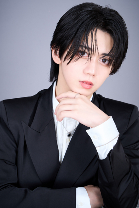 月島 薫 APiTS 歌舞伎町