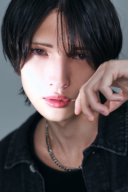 アキ UNIVERSE 大阪 ミナミ