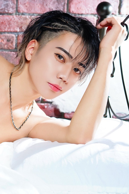 皇 ハルト GENTLY BLACK すすきの