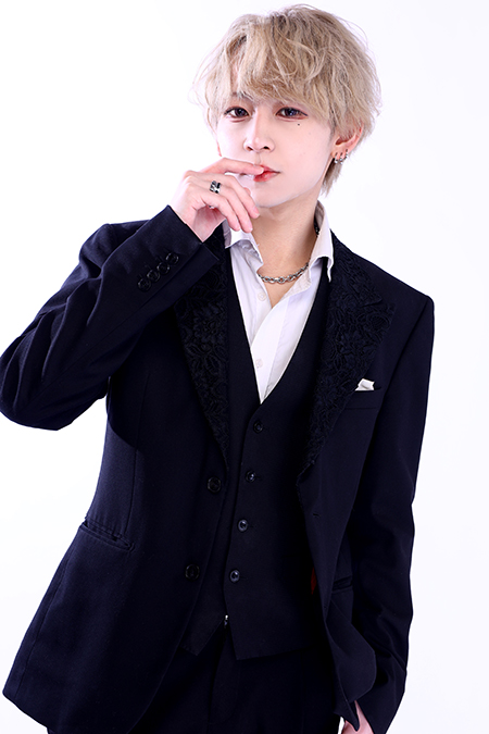 凛 VALHALLA OSAKA 大阪 ミナミ