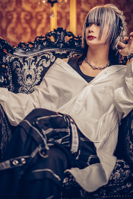 ツバキ CRSS GUILD 大阪 ミナミ